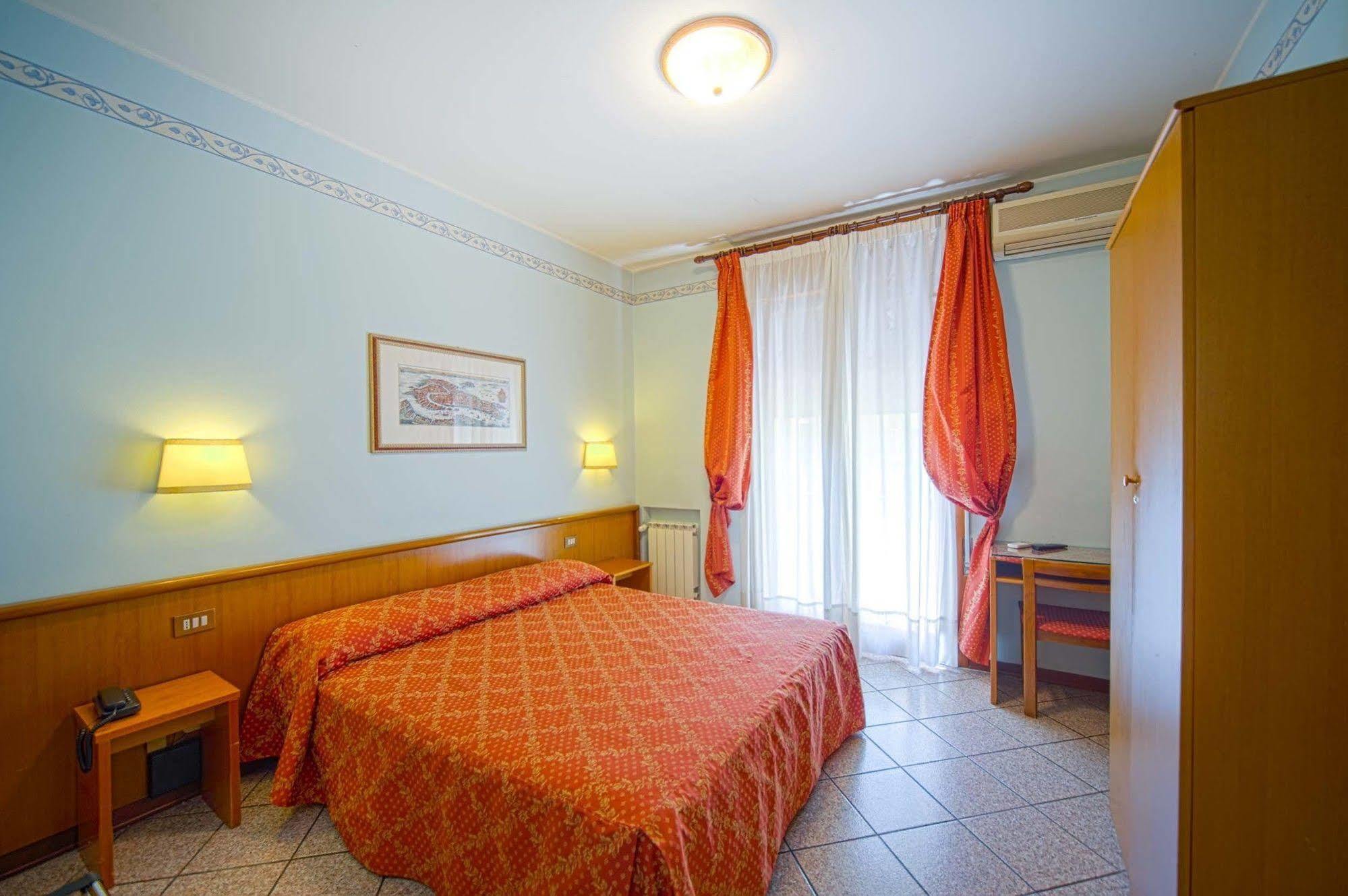 Piave Appartement Mestre Buitenkant foto