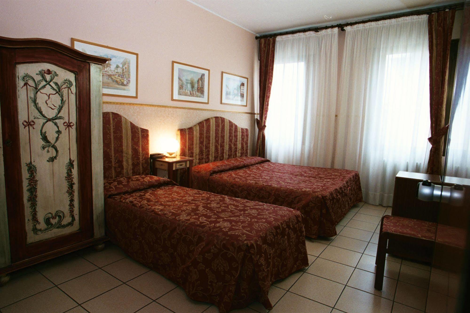 Piave Appartement Mestre Buitenkant foto